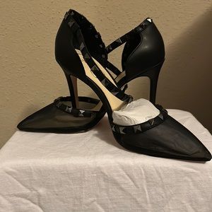Jessica Simpson black fine mesh heels (new)